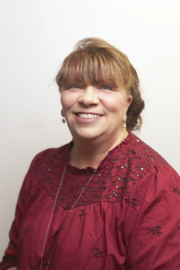 Jen Blumenstein, Metro Kirsch Agent